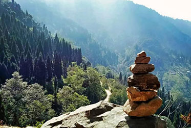 Lava, Risap & Loleygaon is a 3 hrs Journey